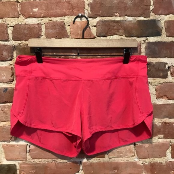 lululemon athletica Pants - Lululemon Speed Short 2.5" Boom Juice Size 10